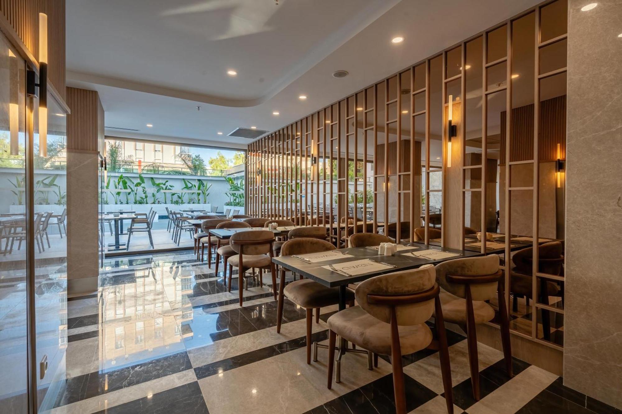 Awen Lara Hotel Antalya Exterior photo